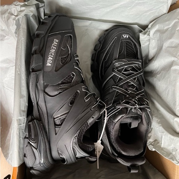 Designer shoes - Picture 1 of 1